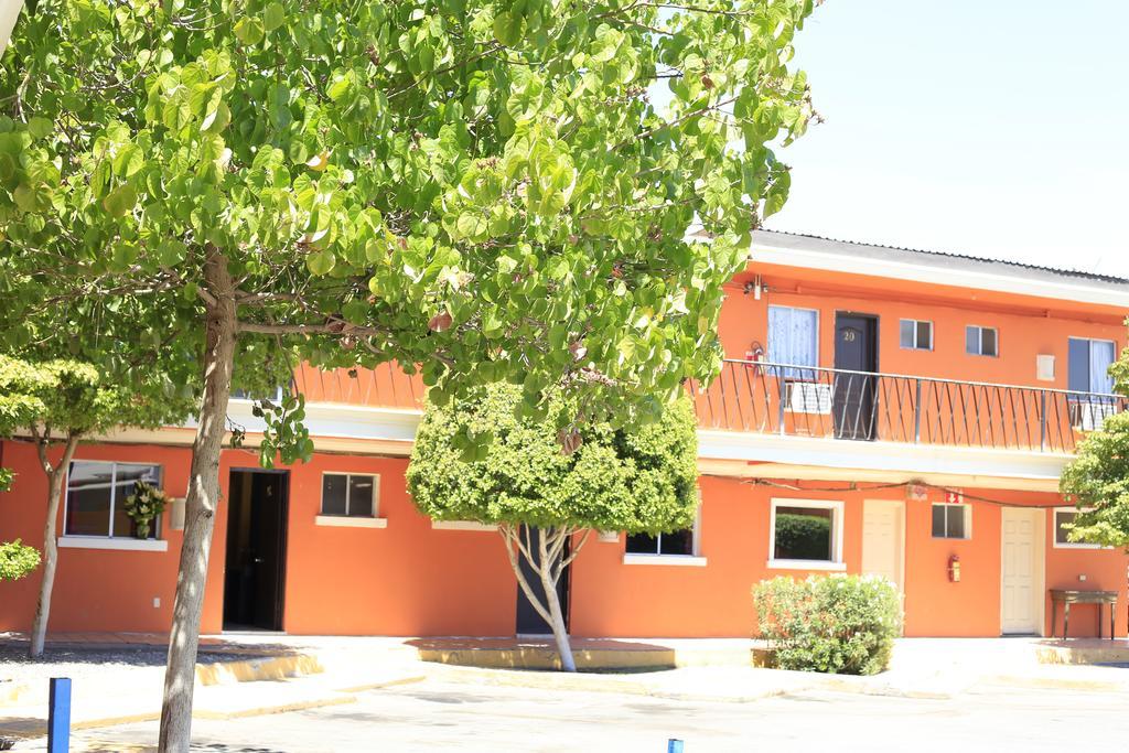Motel Las Fuentes Mexicali Esterno foto
